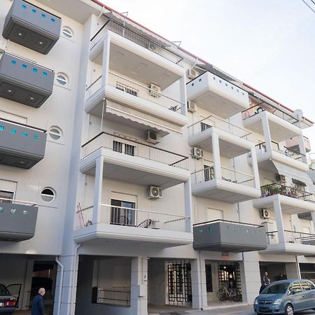 The Whole Packet C3 Center With Parking Appartement Larissa Buitenkant foto