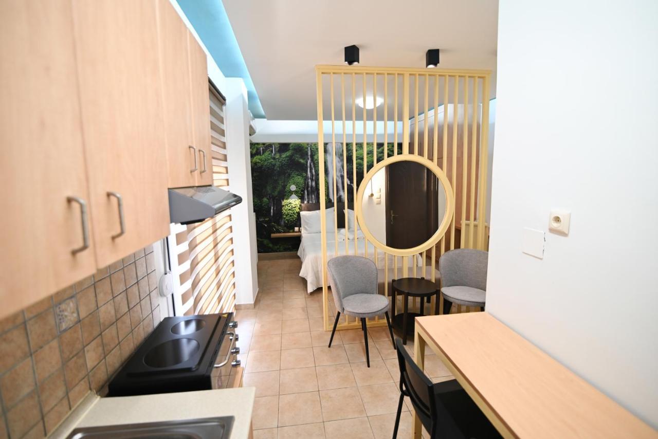 The Whole Packet C3 Center With Parking Appartement Larissa Buitenkant foto
